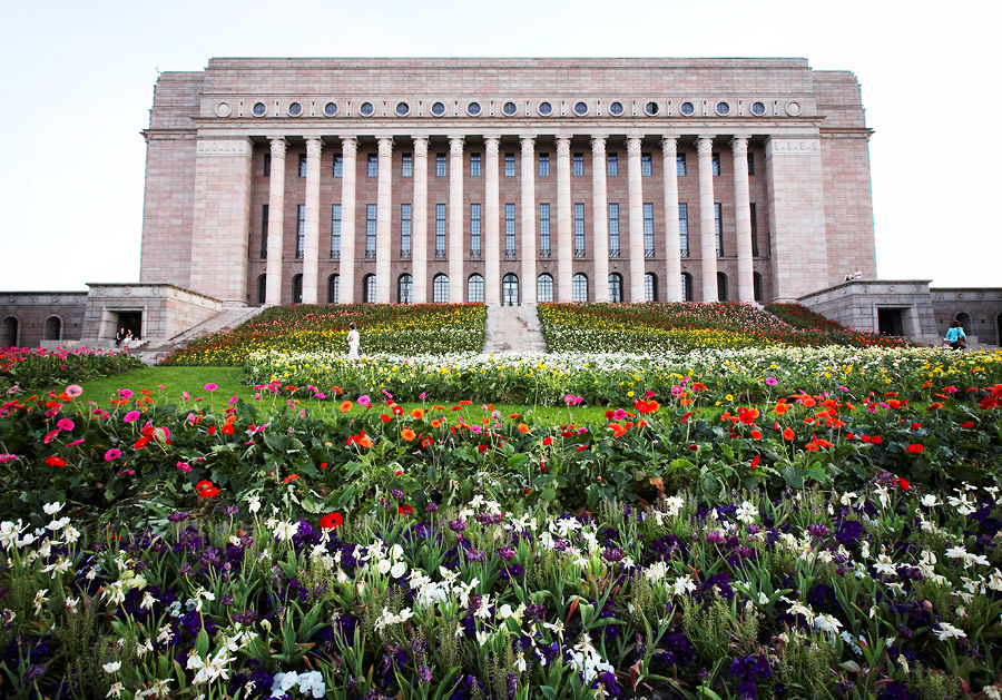 Finnish Parliament Toxicity Analysis